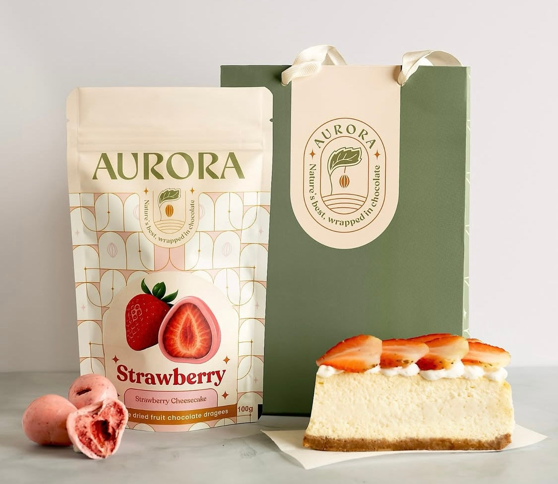 Aurora cheesecake chocolate freeze dried strawberry dragee حلوى الفراولة المجففة بالتجميد بنكهة تشيز كيك أورورا
