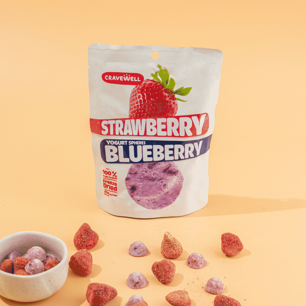 Cravewell blueberry yougert and strawberry dried freeze fruit