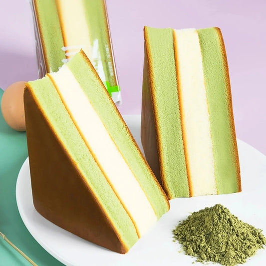 Mayeef triangle matcha cake