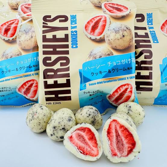 Hershey’s cookie n creme freeze dried strawberry