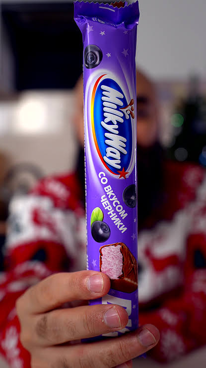milky way choco berry cake bar russia
