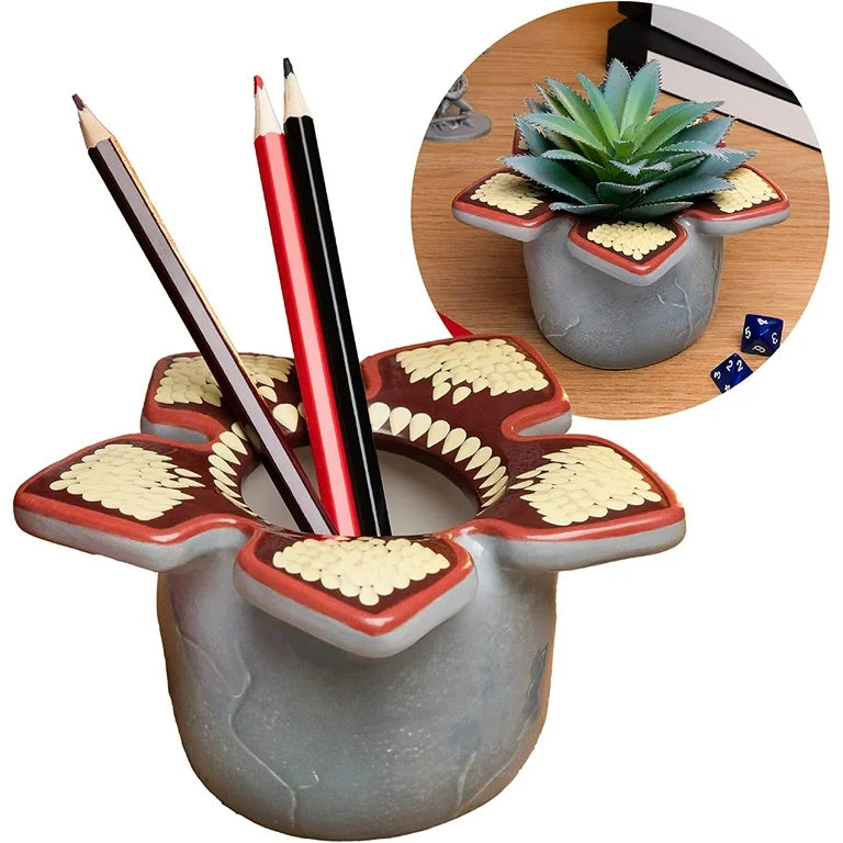 The stranger things pen and plant pot قلم ووعاء نباتات من مسلسل Stranger Things