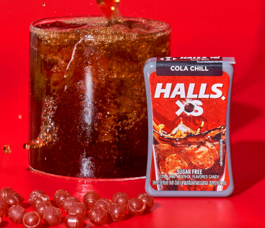 Halls XS Cola Chill Sugar Free Cola and Menthol Flavored Candy 12.6g حلوى هولز اكس اس كولا تشيل خالية من السكر بنكهة الكولا والمنثول 12.6 جرام.